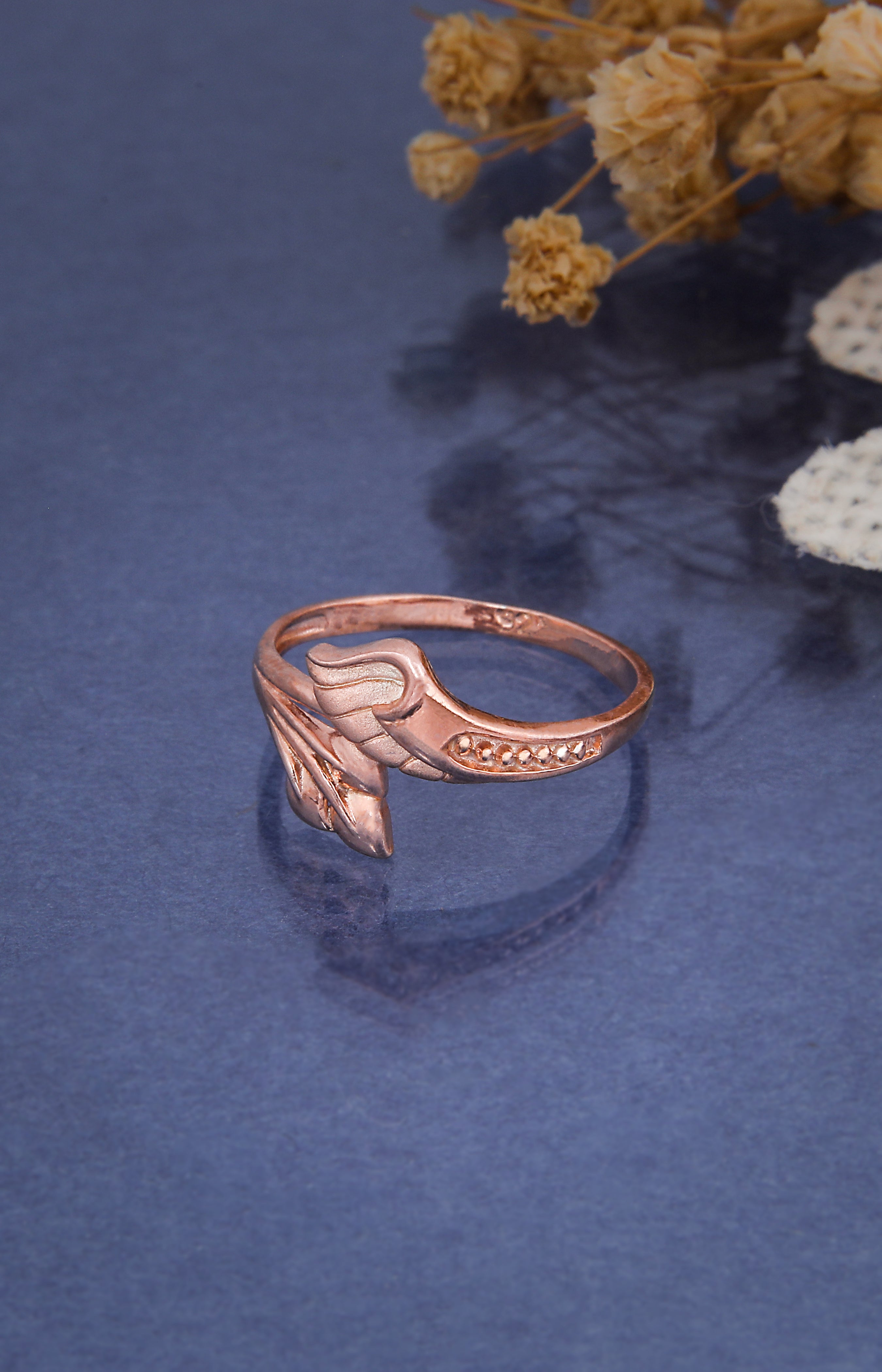 Leaf Motif Open Band Ring