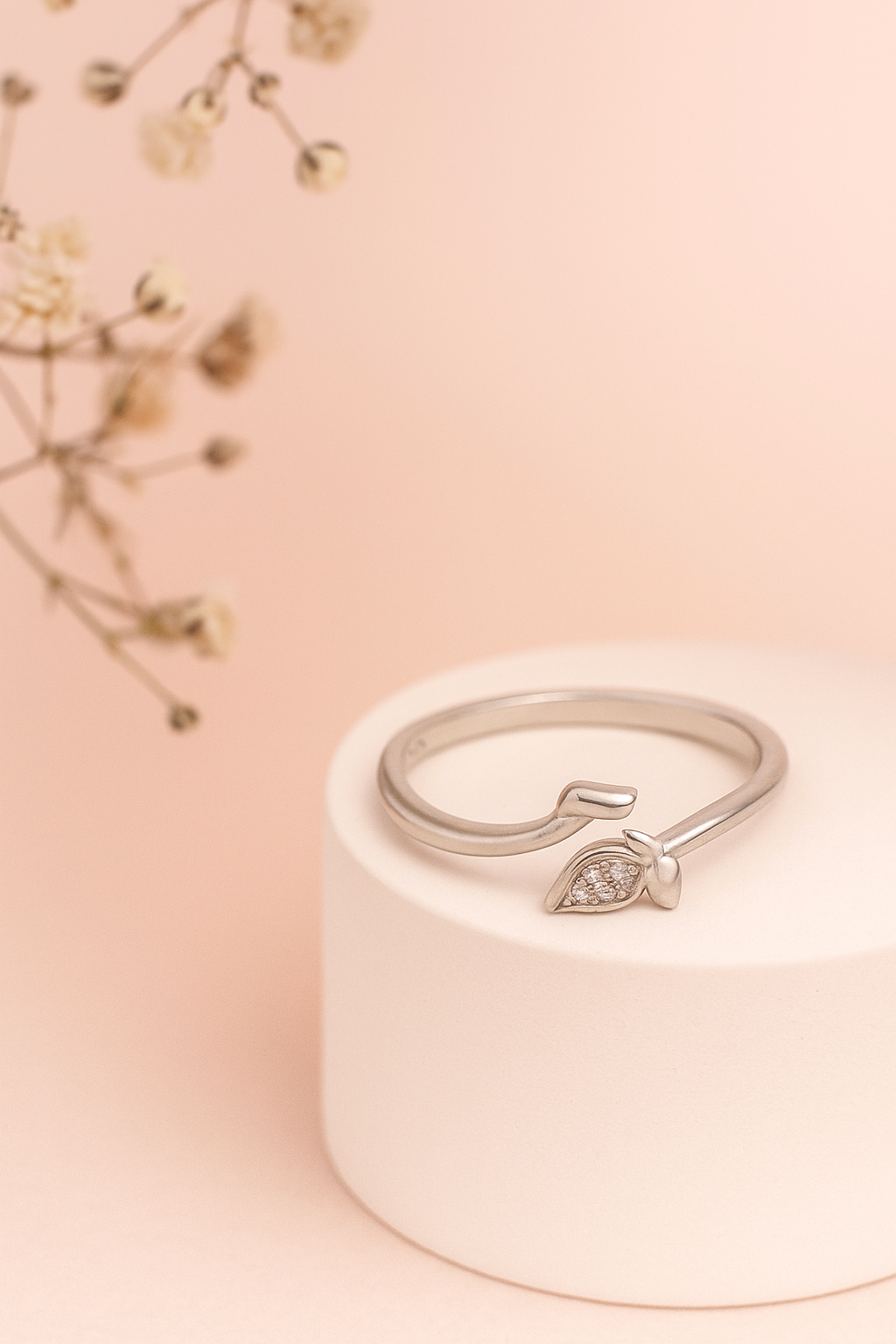 Silver Leaflet Sparkle Open Ring
