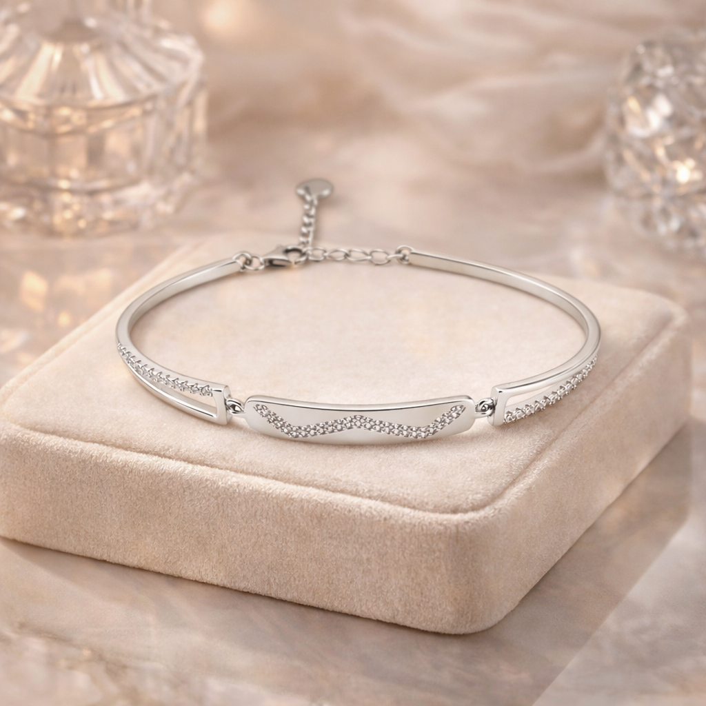 Wave Flow Crystal Bracelet – Minimal Elegant Adjustable Bracelet for Women | Modern Everyday Jewellery