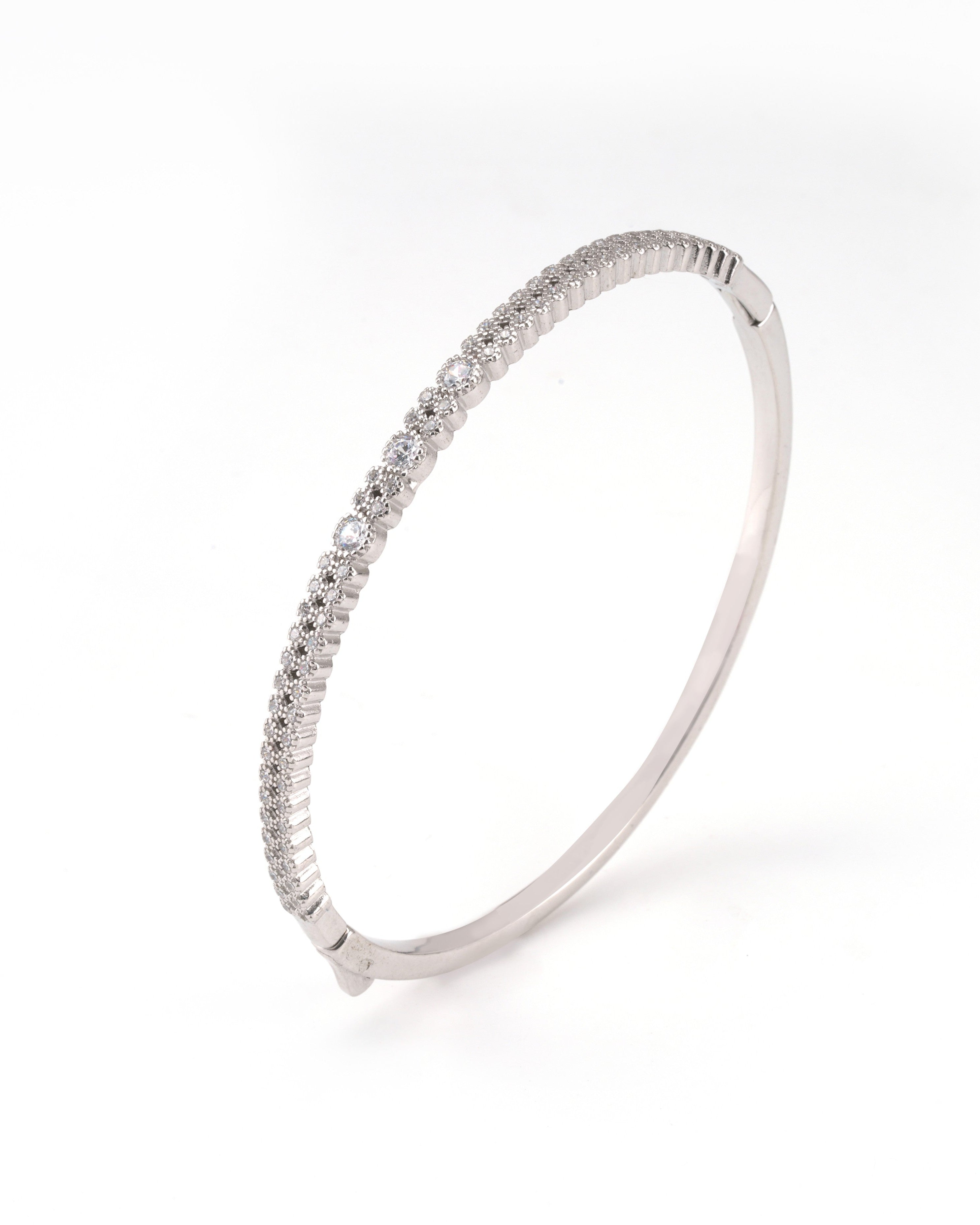 Eterna Halo Pavé Bracelet