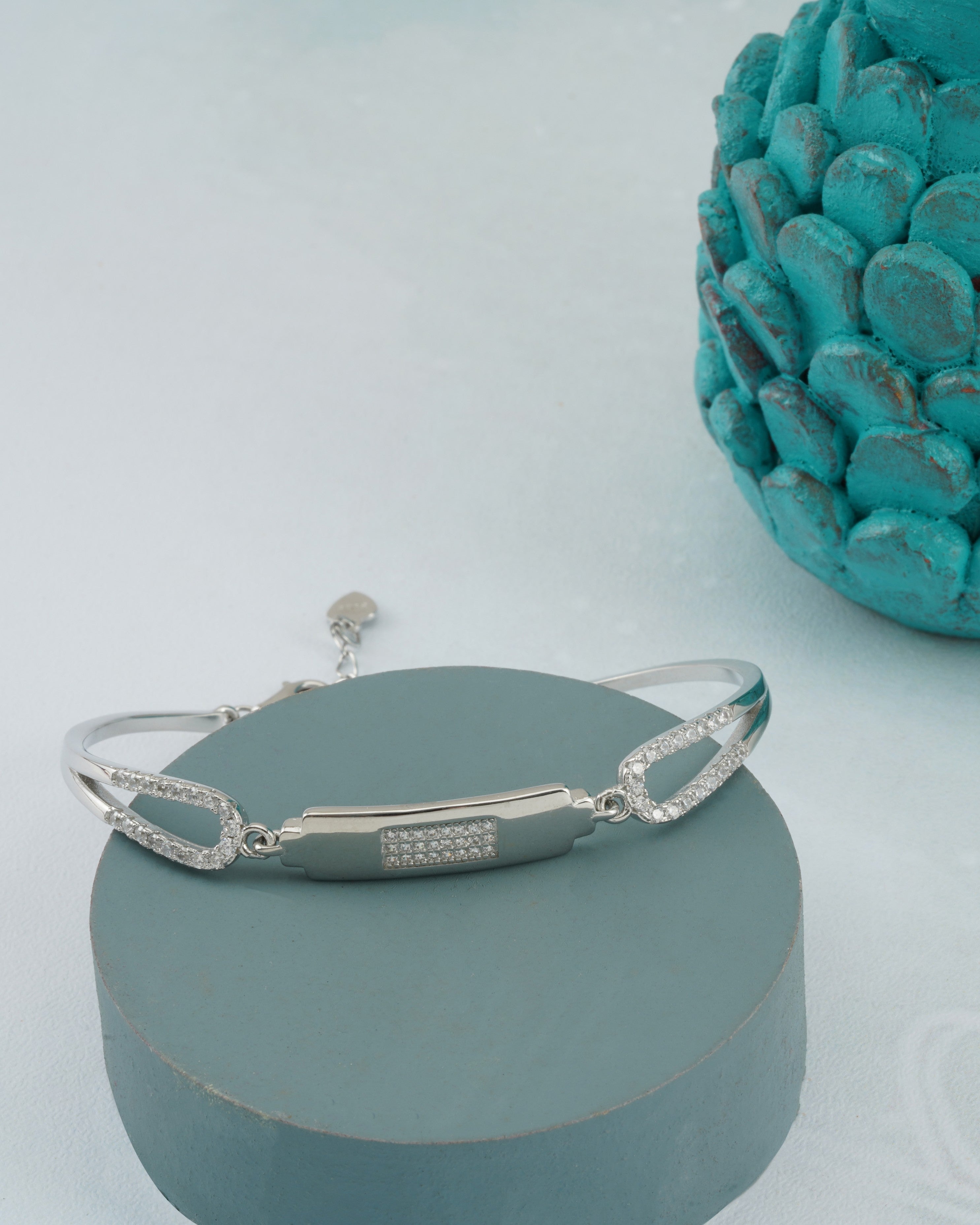 Luxe Recta Pavé Bracelet