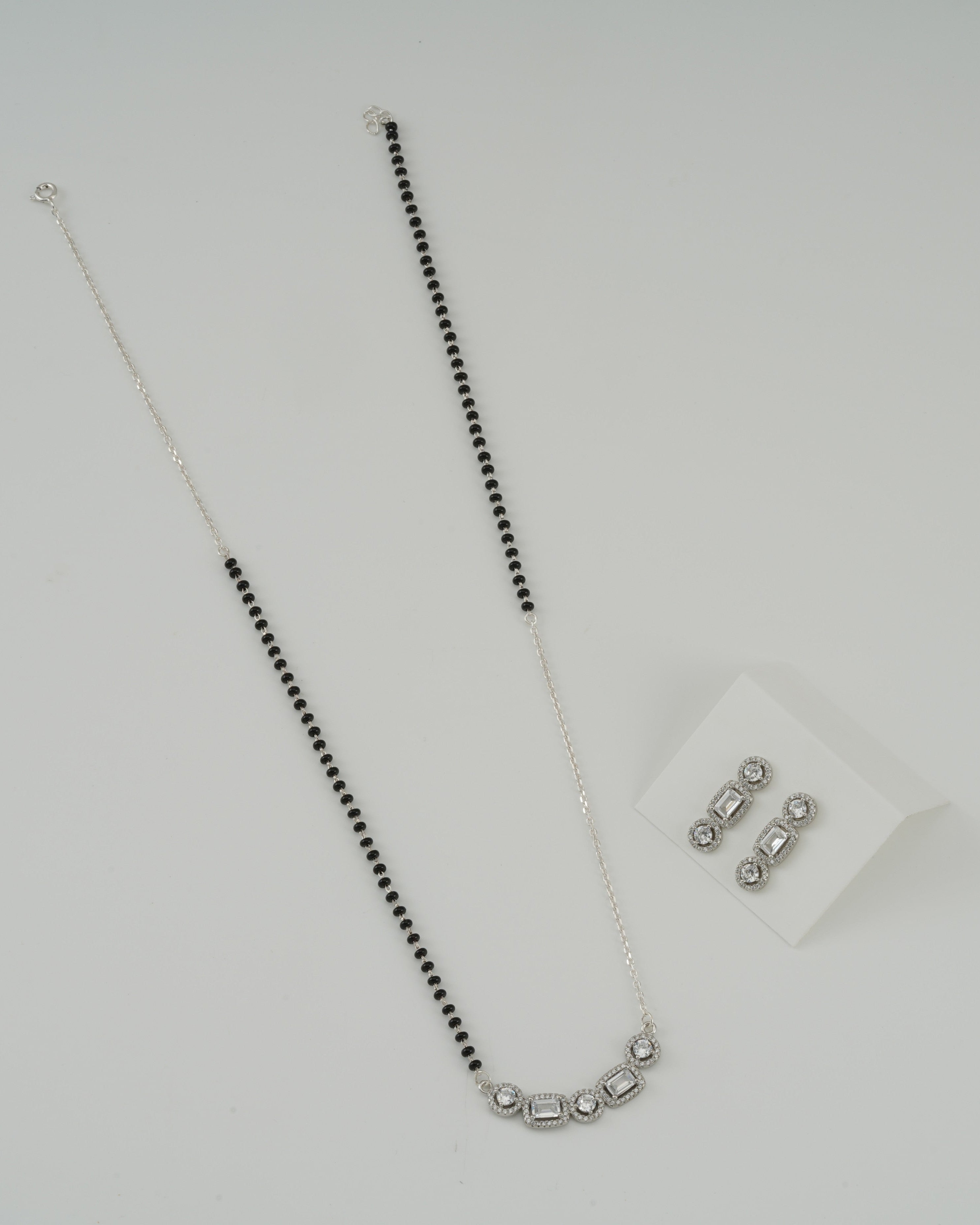 Vireya Radiant Mangalsutra Set
